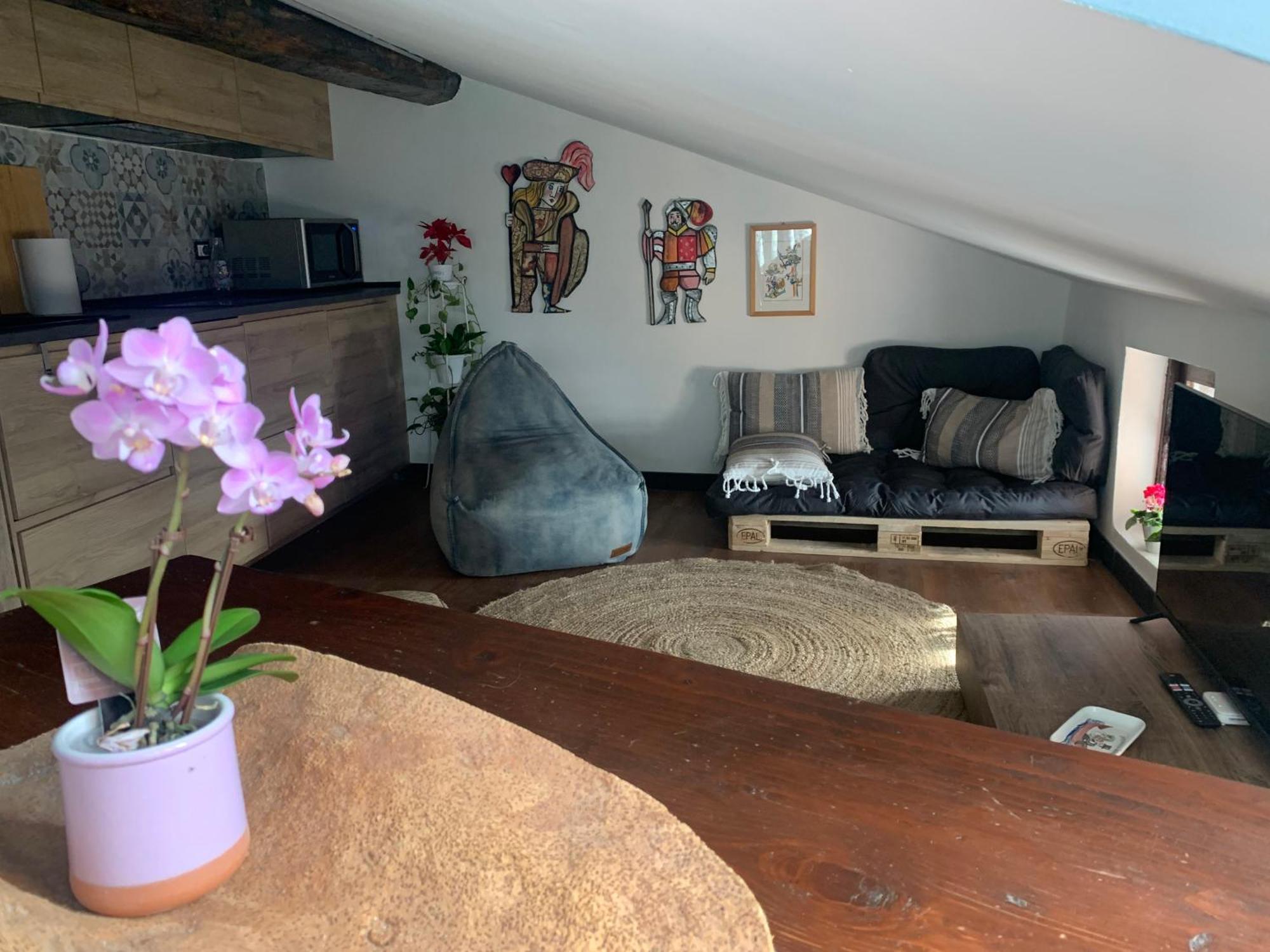 Apartmán La Soffitta Sul Porto Janov Exteriér fotografie